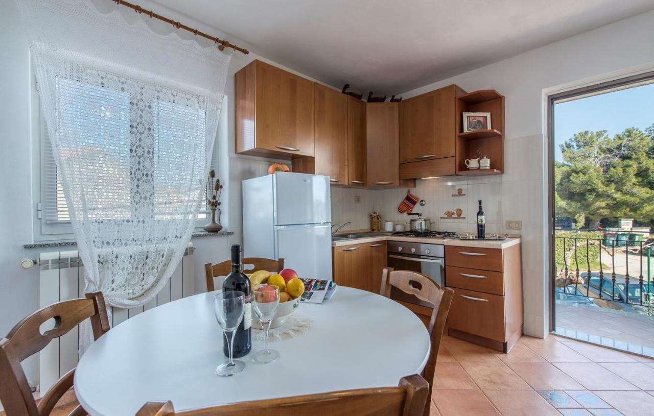 Apartment Complex Orzan Lovrecica Kültér fotó