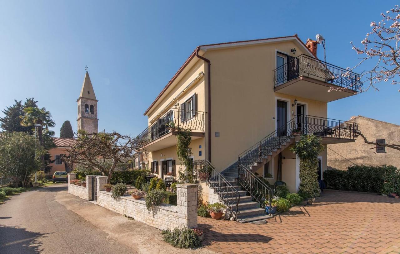 Apartment Complex Orzan Lovrecica Kültér fotó
