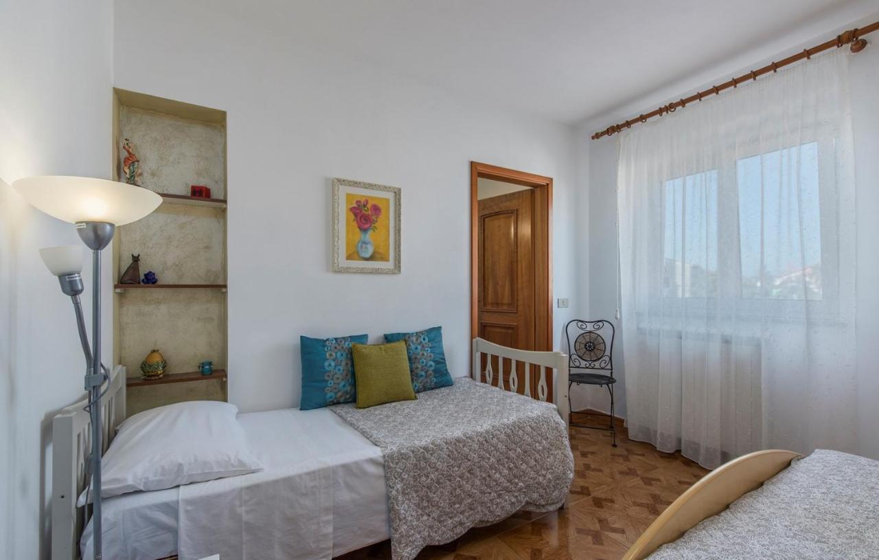 Apartment Complex Orzan Lovrecica Kültér fotó